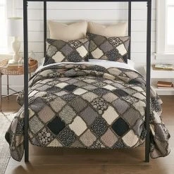 Donna Sharp Lexington Quilt Set With Shams
