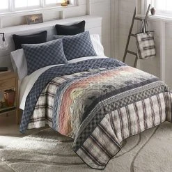 Donna Sharp Morning Patch Quilt Set With Shams -Donna Sharp shop unnamed file 212