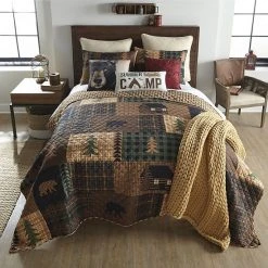 Donna Sharp Cabin Forest Quilt Set