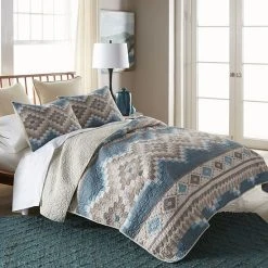 Donna Sharp Desert Point Quilt Set With Shams -Donna Sharp shop unnamed file 449