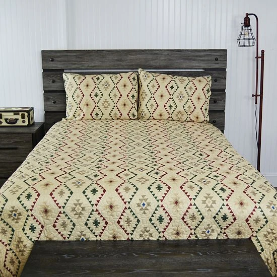 Donna Sharp Pine Boughs Quilt Set With Shams 2 Donna Sharp Pine Boughs Quilt Set With Shams - Image 2